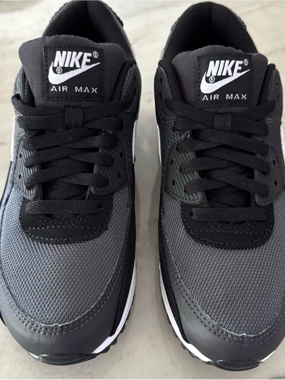 Nike Air Max 90 size 8 Brand New Never worn